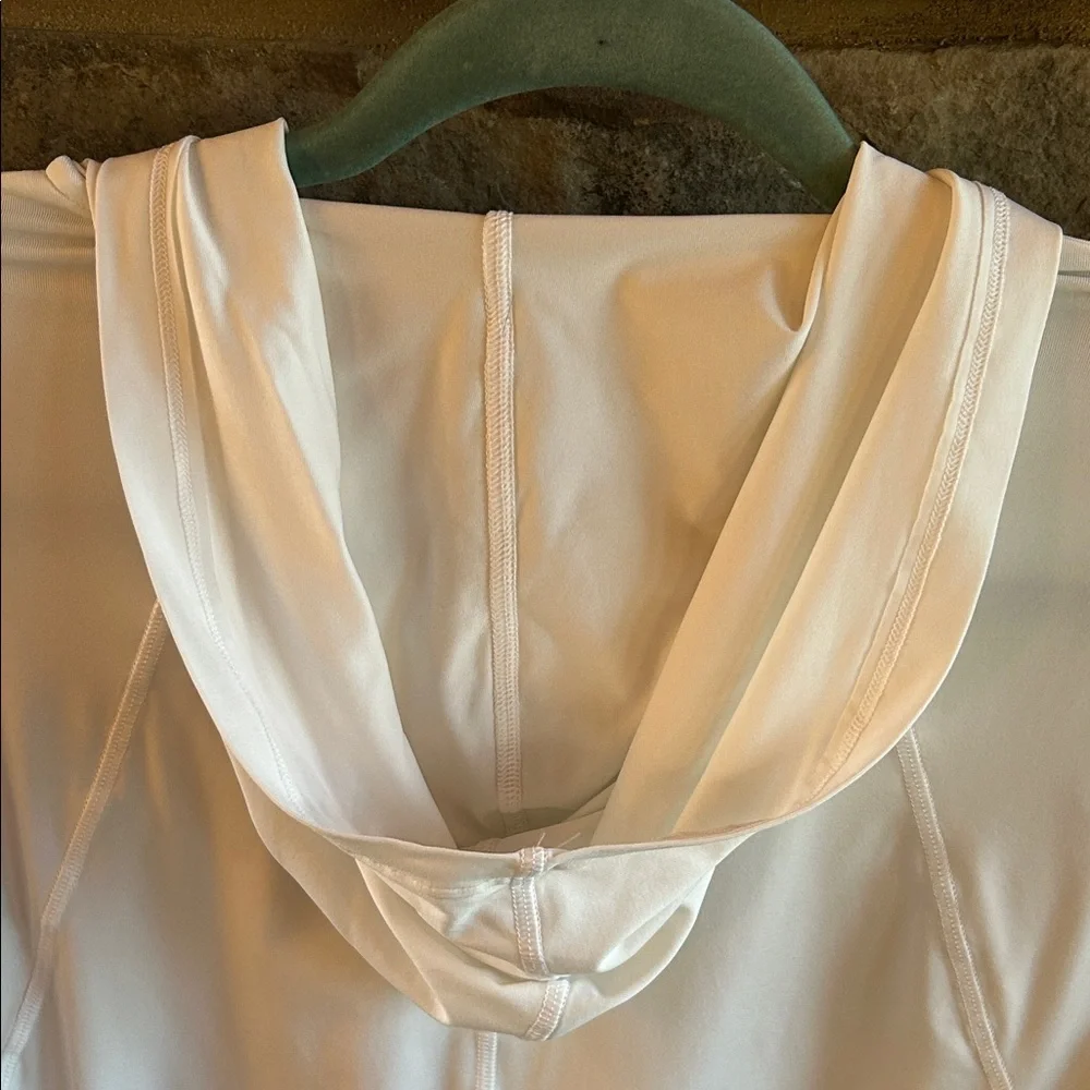 Lands' End Women's White Nylon/Spandex Hoodie Exercise Sweatshirt; Medium; NWOT